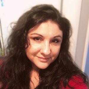 Meet your Posher, Anamaria